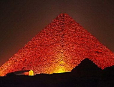 Η μεγάλη πυραμίδα και το μυστήριο της ηλιακής αχτίδας (βίντεο)